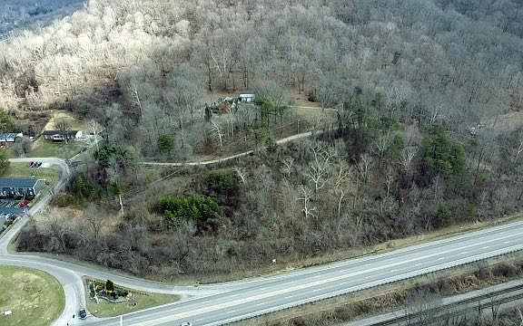 2nd image of 1130A Rainbow Dr