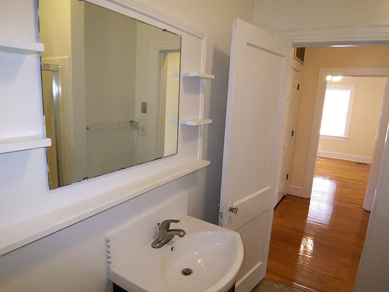 103 Rotary Ave — Photo 28