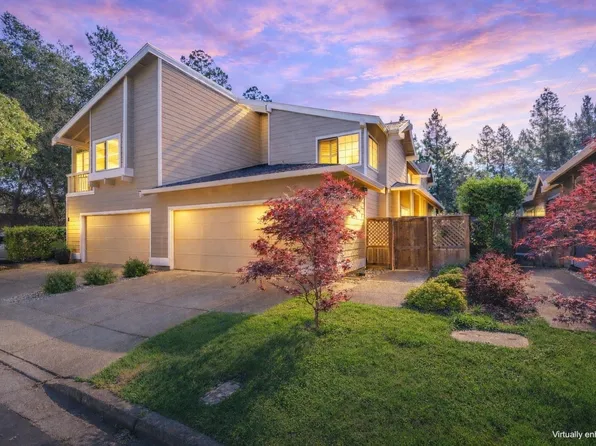 6 Natividad Ln, Moraga, CA 94556