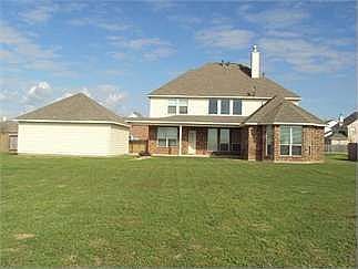 2nd image of 3402 Eagle Creek Dr