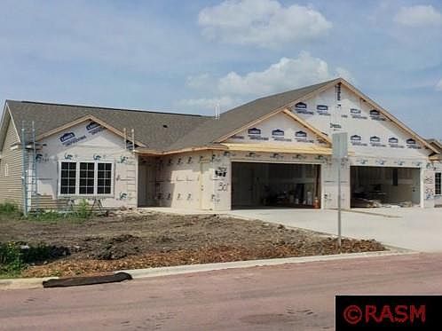 1st image of 244 Skylark Dr