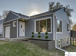 2118 S 35th St, Omaha, NE 68105