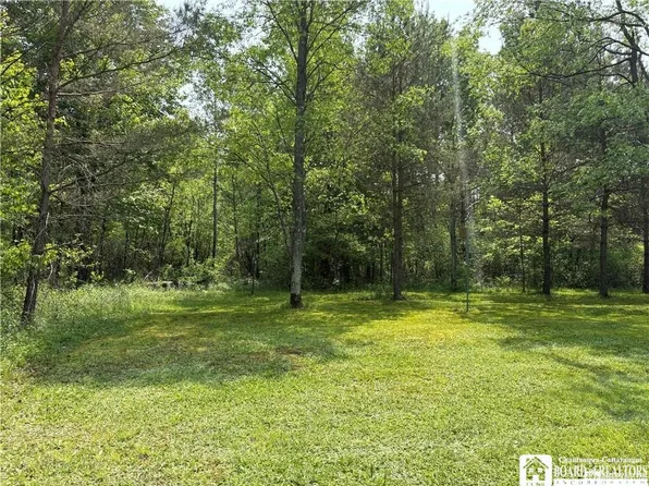 Burton Rd #10, Jamestown, NY 14701