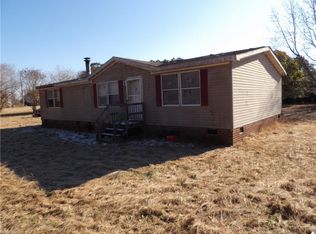 7933 Point Lookout Rd, West Point, VA 23181