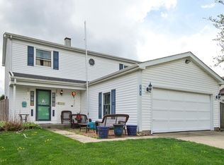 307 Somerset Dr, Streamwood, IL