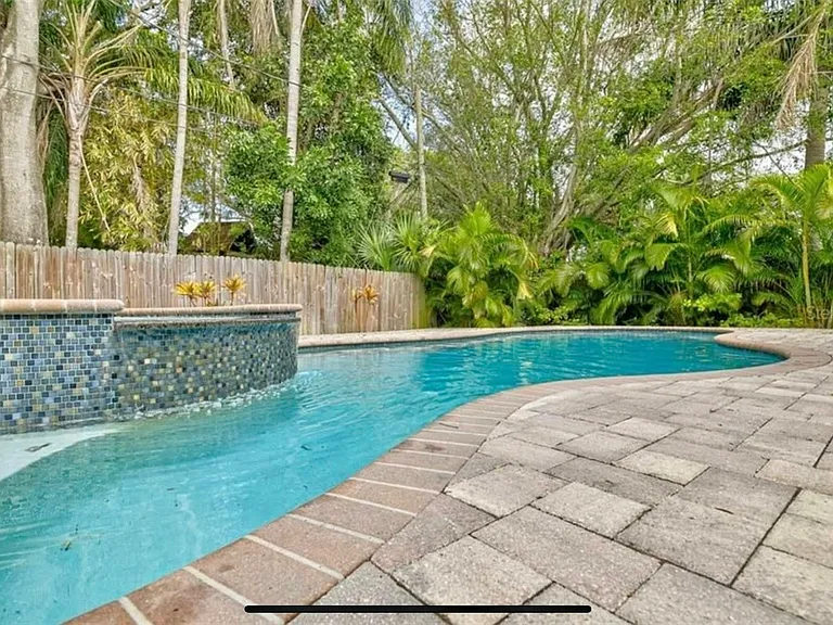 3526 Overlook Dr NE — Photo 27