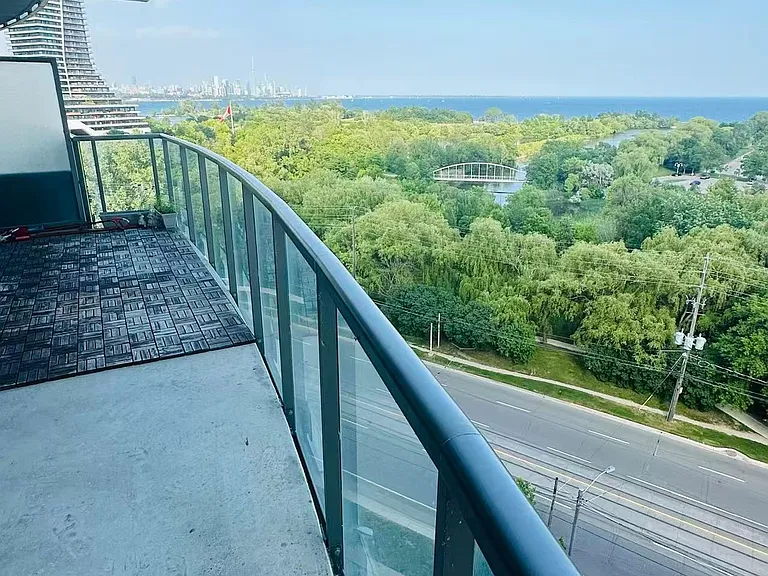 2230 Lake Shore Blvd W #801 — Photo 11