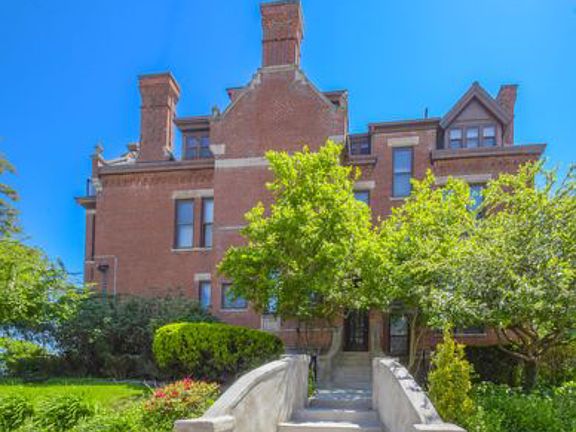 5th image of 2424 Salutaris Ave APT 4