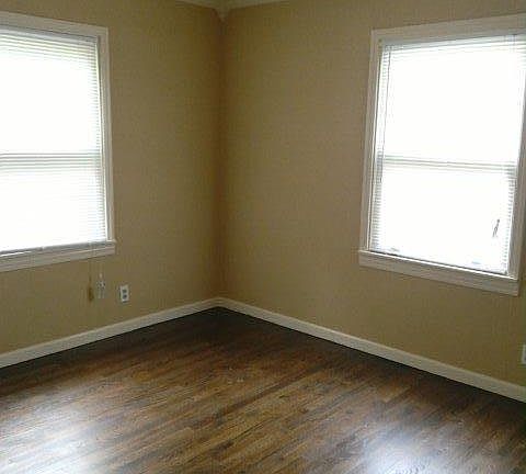 3rd image of 8735 Maiden Ln