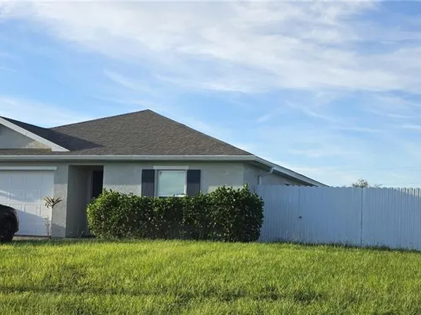2908 43rd ST SW, LEHIGH ACRES, FL 33976