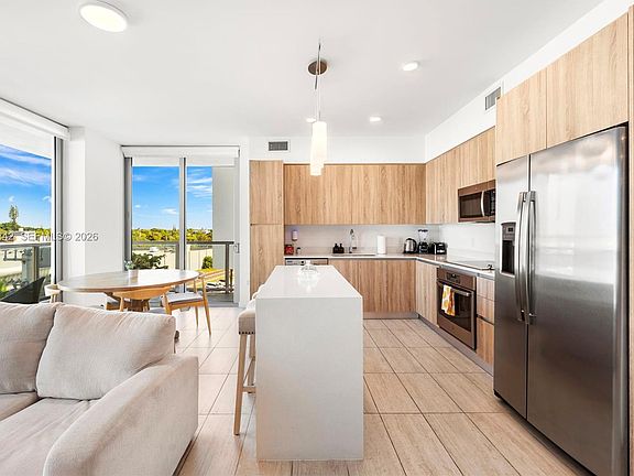 2nd image of 3900 Biscayne Blvd #S-400