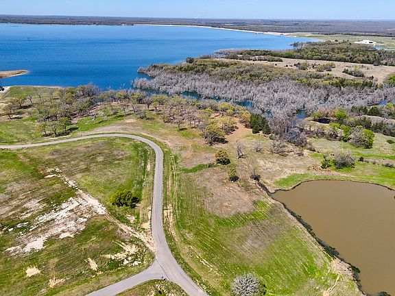 4th image of 410 Peninsula Dr