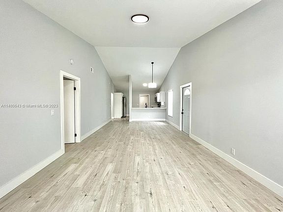 2nd image of 1522 Royal Forest Ct
