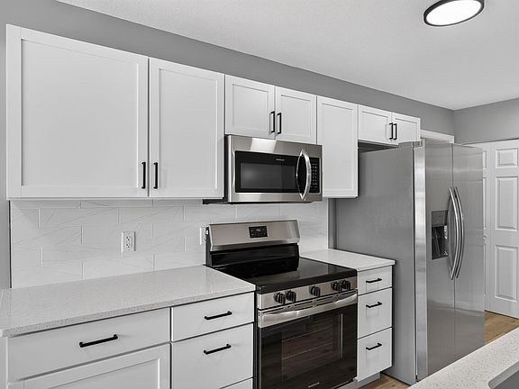5th image of 2111 Timber Creek Dr