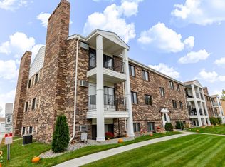 341 Prairiewood Cir S APT 207, Fargo, ND 58103