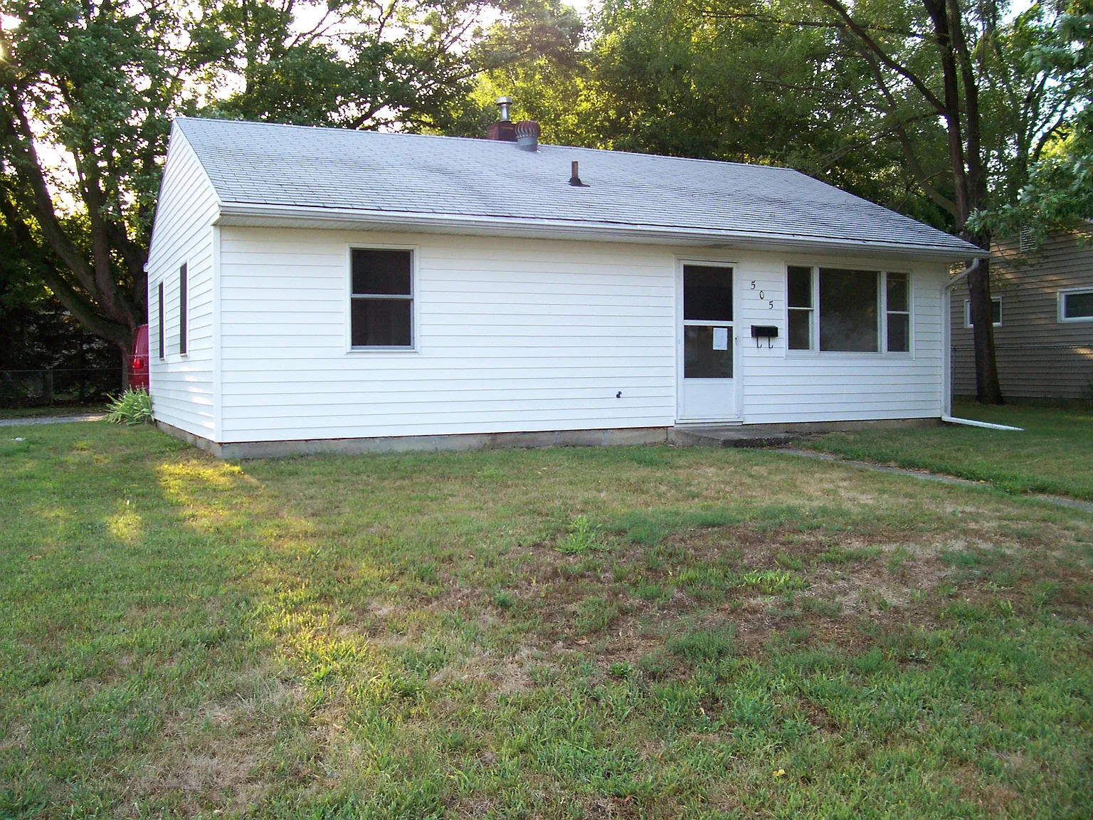 505 Illinois Dr photo 1
