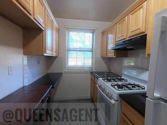 3rd image of 135-38 78th Ave #2