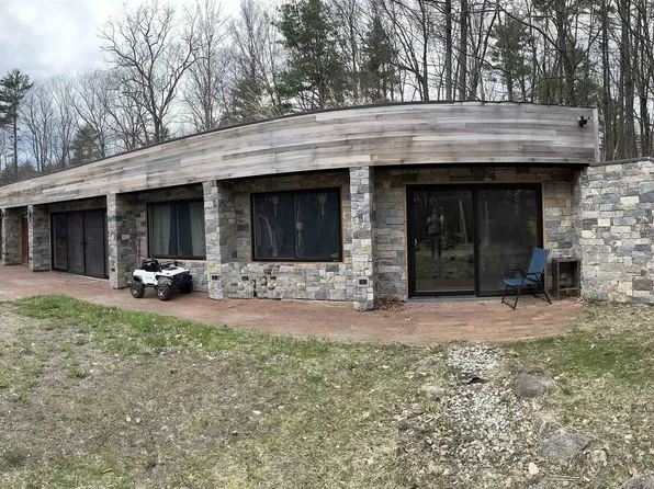 110 Stephen Drive, Goffstown, NH 03045