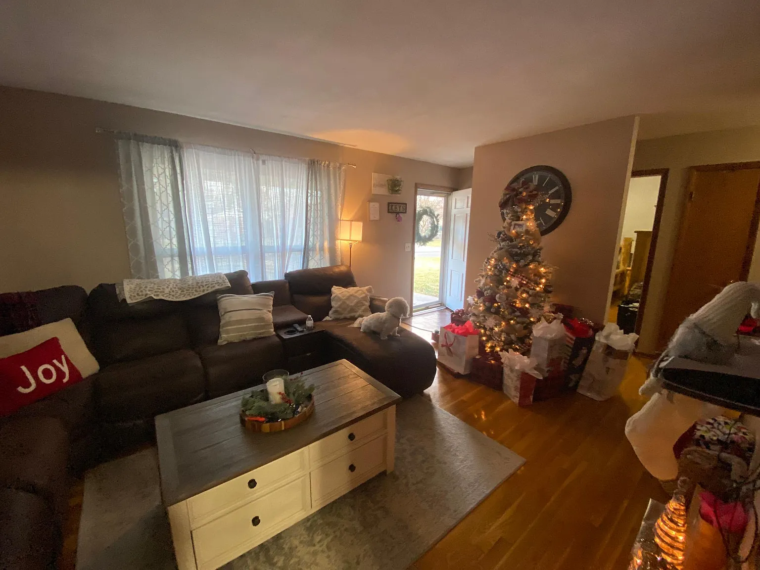 3 bed, 1323 sqft, $1,900 — Photo 4
