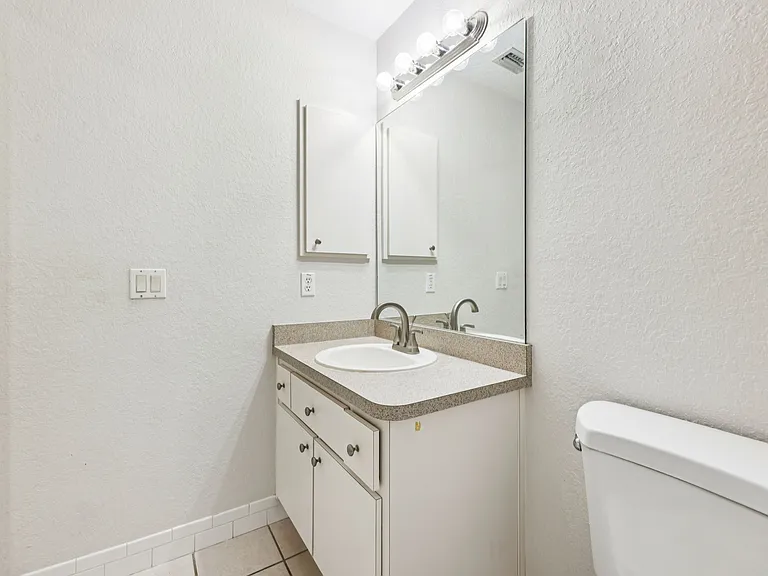 The Flats at Belleview — Photo 33