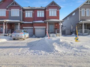 333 Tulum Cres, Ottawa, ON K2S 0V9