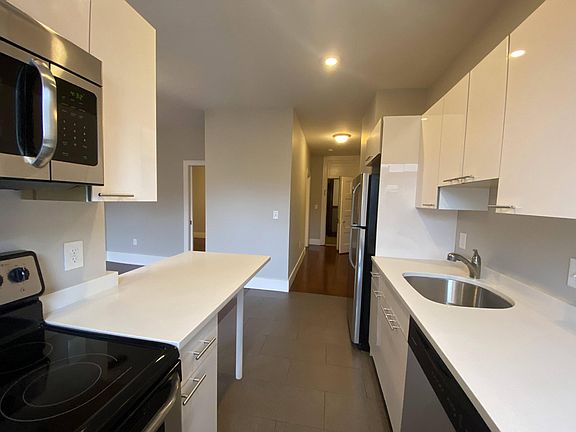 4th image of 9 Sewall Ave #320A