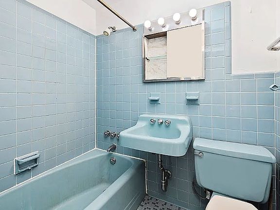 5th image of 313 E 84th St APT 2C