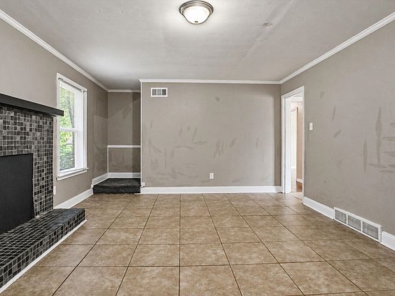 4th image of 3249 Fairbanks St