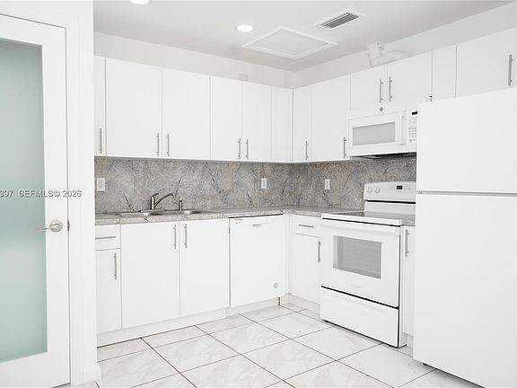 3rd image of 3423 SW 3rd St #1