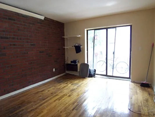 Rented by Citi Habitats | media 15