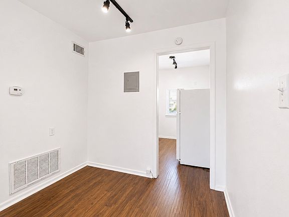 2nd image of 710 Culbertson Dr APT 3
