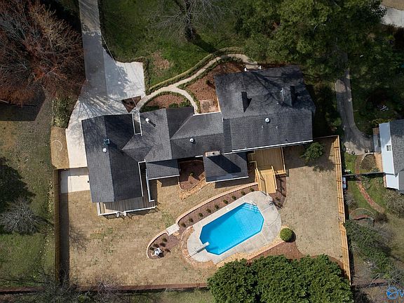 5th image of 289 Yancy Rd