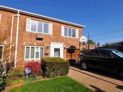 1819 150th St, Flushing, NY, 11357