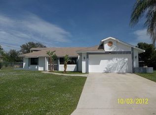 1719 SE 12th Ter, Cape Coral, FL 33990