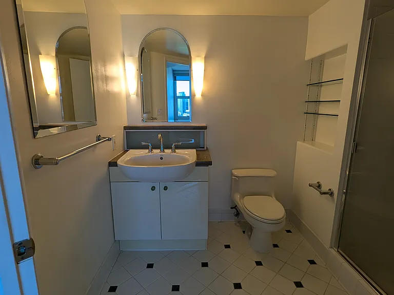 801 S King St #2907 — Photo 47