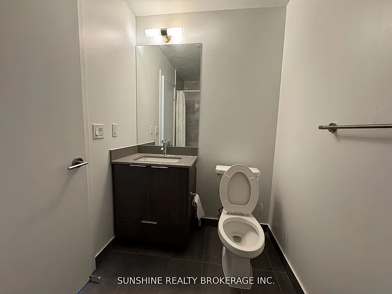 32 Forest Manor Rd #1105 — Photo 12