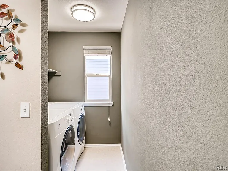 6042 S Ventura Ct — Photo 17