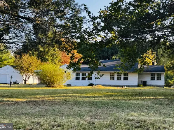 12092 Louisa Rd, Gordonsville, VA 22942