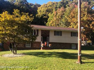 252 Lucky Run Rd, Scranton, PA 18504