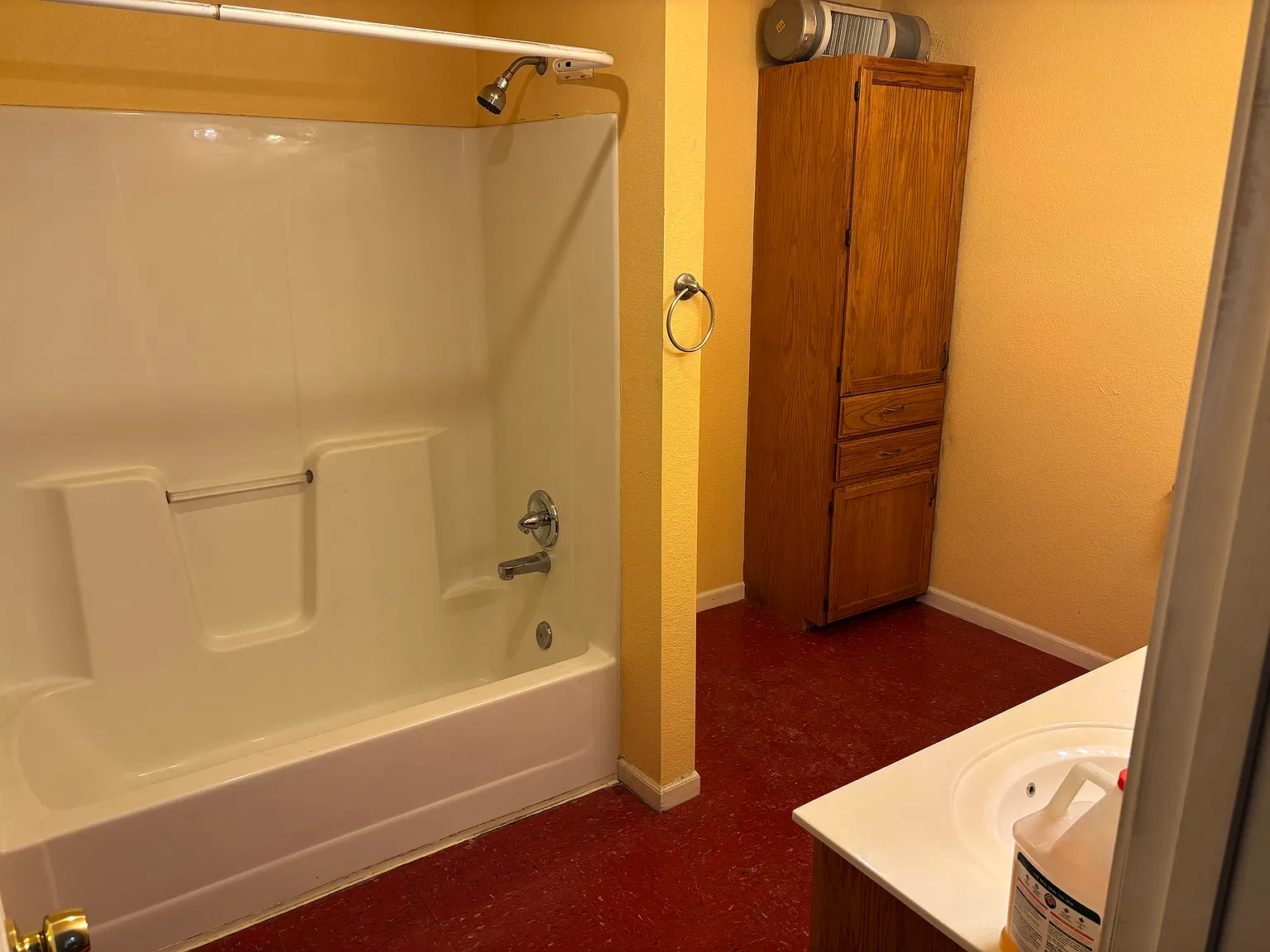 2 bed, 1200 sqft, $1,100 — Photo 3