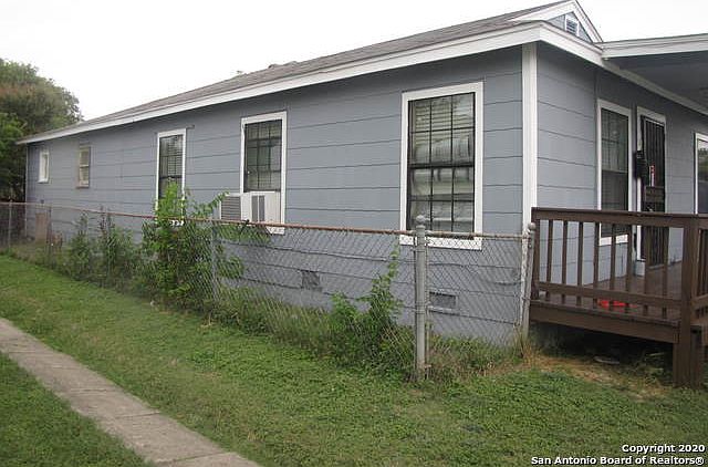 2nd image of 2447 W Magnolia Ave