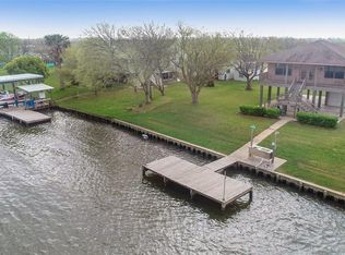 169 County Road 206, Sargent, TX 77414