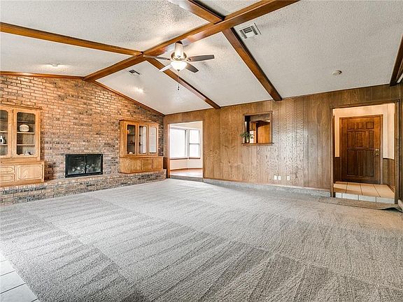 5th image of 2644 Smalley Cir