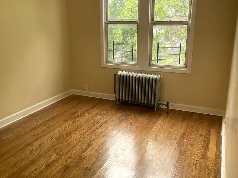 679 E 241st St #2 — Photo 4