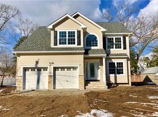 71 Walnut St, Spotswood, NJ 08884