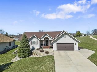 209 Quail Ridge Dr, Barneveld, WI 53507
