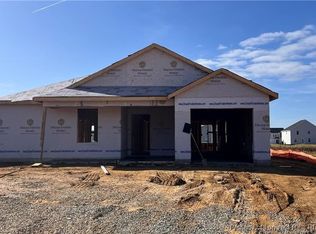 437 Melbourne Dr, Raeford, NC 28376
