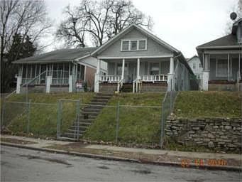1st image of 3461 E 7th St