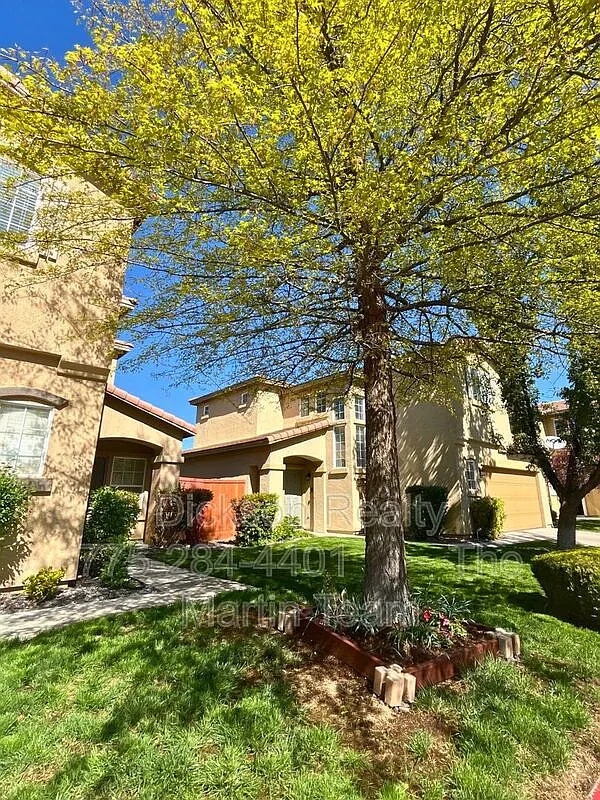 Building Photo - 2521 Napoli Dr