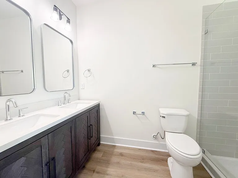 1385 Meridian St — Photo 20